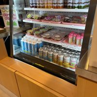 Juice and prepared snacks at Mother Juice in Cambridge