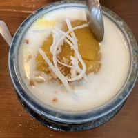 Sticky rice with mango  at Greentable in Hamburg