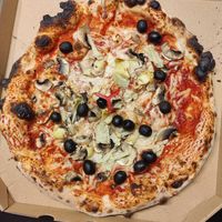  at Pizza Quasi Napoletana in Eger