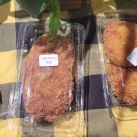 Pas mal de choix végétarien, très bonnes "croquettes", l'onigiti etait très bon ! at Oka's in Kowloon