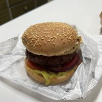 Very tasty hamburger   at Míleljos Vegan in Alicante