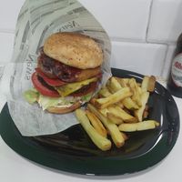 Menu mixvuger at Míleljos Vegan in Alicante