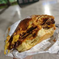 Smash premium burger at Míleljos Vegan in Alicante