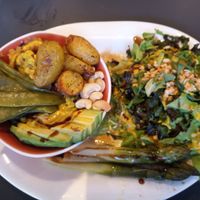 Bowl vegan at L'atelier du Jus in Romans-sur-isere
