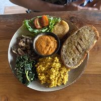 Big brekkie  at Mana Retreat in 