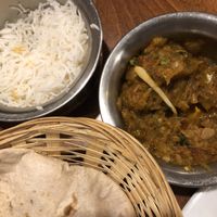 Baingan Bharta with jasmine rice and plain naan  at Masala I.P. Pavlova in Prague