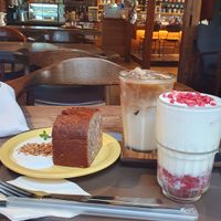 Vegan latte and (not vegan) Strawberry latte and banana bread at Ryu Coffee Roasters in Daegu