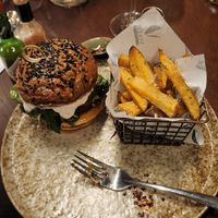 Tofu burger at Ver De in El Nido