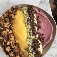 Berry cacao smoothie bowl  at Ver De in El Nido