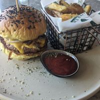 🍔Shroom Melt Burger 
💰 690PHP | 12.2$ at Ver De in El Nido