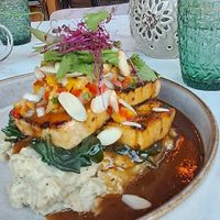 Caribbean tofu steak with pineapple curry and flaked almonds at Ver De in El Nido
