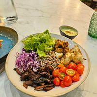 Big buddha bowl at Ver De in El Nido