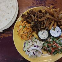 Vegan shwarma plate with pita bread at Lebanese Bites - Food Stall in Koh Phangan