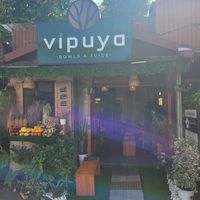 Outside at Vipuya Bowls & Juice in Chiang Mai