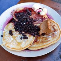 Pancakes with blueberries and peanut butter at Kombuse in Mannheim