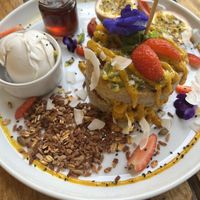 Vegan pancakes - specify without honey on the side as you can see they otherwise give it to you  at Sunny Side Up in Hikkaduwa