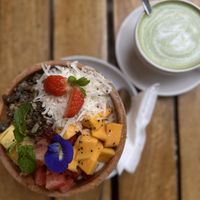 Banana smoothie bowl & matcha   at Sunny Side Up in Hikkaduwa