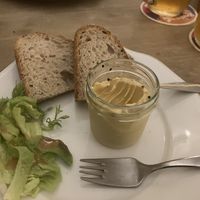 Bread with hummus and a bit of tasty salad  at Roesel - beer & food in Prague