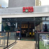 Shop’s front  at Mana Poke in Itu