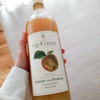 Boskoop Apfel Direktsaft at Obstkelterei van Nahmen in Hamminkeln