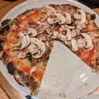 Mushroom and vegan meat pizza at pizza marumo in Tokyo