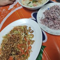 Pad thai and coconut soup at Samosa Thai Restaurant in Koh Tao