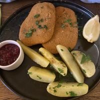 Veganes Schnitzel mit Kartoffeln  at The Keep Garden Kitchen in Salzburg