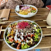 Poke bowl en de breakaway salade; beiden heerlijk!  at Breakaway in Sint Geertruid