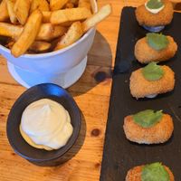 Fries and rendang kroketten at Breakaway in Sint Geertruid