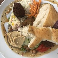 Falafel Teller (seeehr zu empfehlen!) at Cafe Erde in Graz