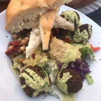 Falafel Teller at Cafe Erde in Graz