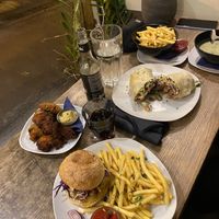 Cheeseburger, Chicken Nuggets, Gyros Wrap  at Cafe Erde in Graz