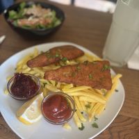 Schnitzel with Fries and Salad, € 13,80  at Cafe Erde in Graz