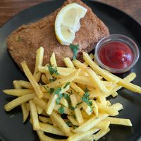 Cordon bleu at Cafe Erde in Graz