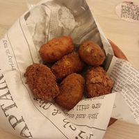 Croquetas at La Oveja Negra in Madrid