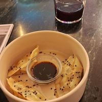 Gyozas de entrada at La Oveja Negra in Madrid