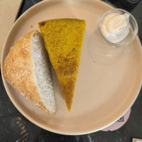 Tortilla de patatas at La Oveja Negra in Madrid