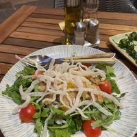 Ensalada vegan. Make sure to ask for no “meil” (honey)- they will bring olive oil and vinegar instead of the dressing which is not vegan if you don’t eat honey   at El Secreto de Loreto in Denia