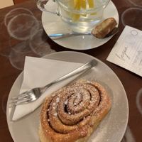 Hot citron and cinnamon bun  at Lagom in Bremen