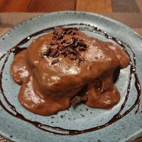 Bolo de chocolate com creme de cacau at Néctar Comida Afetiva in Itacare