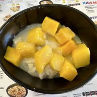 Mango sticky rice  at Padthaiwok in Zaragoza
