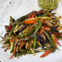 Fajitas and the guacamole with cheese (not vegan) 😡 #Veganuary at Carboncitos in Playa Del Carmen