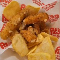 Bastoncini di polenta e patate fritte at Pit'sa in Bergamo