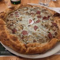 Gorgolosa with vegan gorgonzola and sausage. Amazing! at Pit'sa in Bergamo