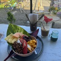 Açai bowl and oat iced latte #Veganuary at bread what what in Puerto Viejo De Talamanca