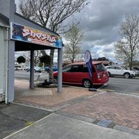 Your sign to stop and walk down past the mural to the stand  at Little Liberty Creamery in Inglewood