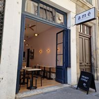  at AME Café in Lyon
