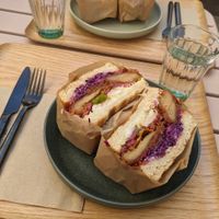  at AME Café in Lyon