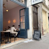  at AME Café in Lyon