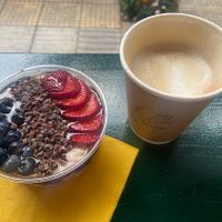 Amazone bowl with oatmilk cappuccino   at Açaí Verão Athens in Athens